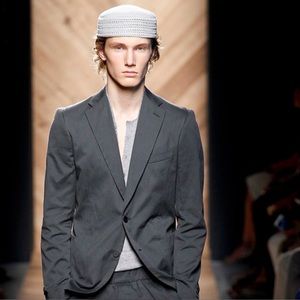 Bottega Veneta hat